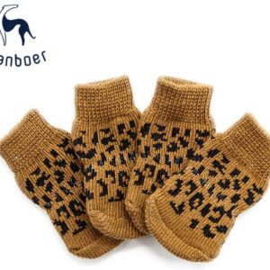 Pet Socks by Lanboer
